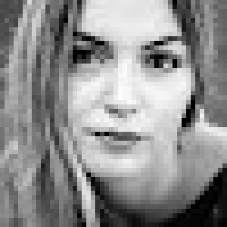 Ariana Lorenz