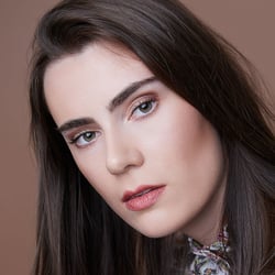 Make-up Artist Kirsten Franz (19)