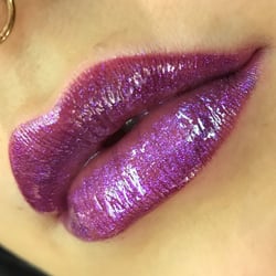 Glossy Lips