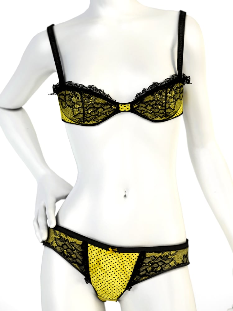women’s lingerie