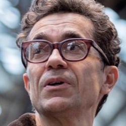 ROMEO CASTELLUCCI. REGISSEUR [SG140116117]
