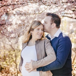 Babybauchshooting mit Partner