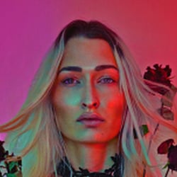 Triazine by Jana Sachse