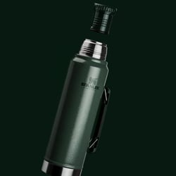 Stanley Thermosflasche – Stillframe aus Animation