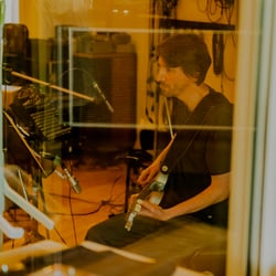 Hanno Busch im LowSwing Tonstudio