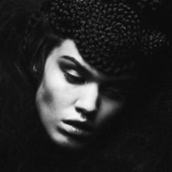 Editorial „Warrior“