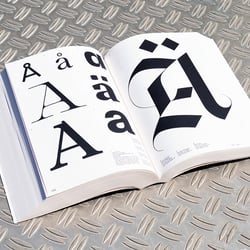 Slanted-Graphic-Languages-10