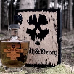 Death & Decay | Corporate Design – Whiskeymarke