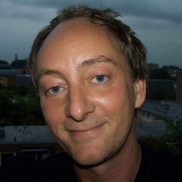 J. Schoenen