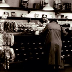 Fotoserie 2 – „Coffeeshop“ – schwarz-weiss Fotografie
