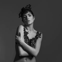 Soy Como Soy & Good Night Medusa Lingerie