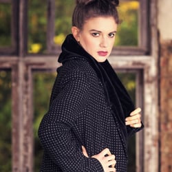 Hanna Schreiber in „Time Flies“ (Yer Olde English Style)