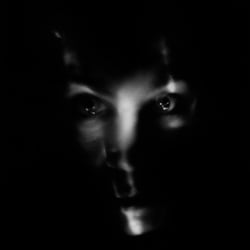 Portrait experimentell
