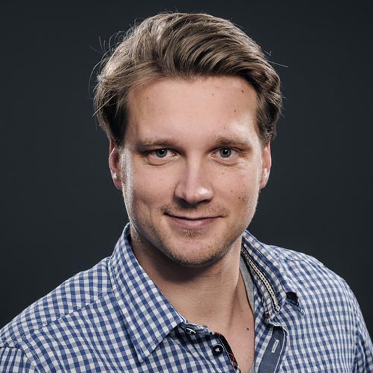 Dennis Deux