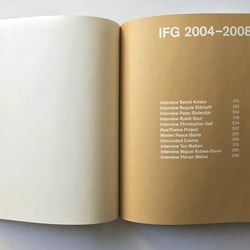 HfG IUP IFG Publikation Kapiteltrenner mit Siebdruck