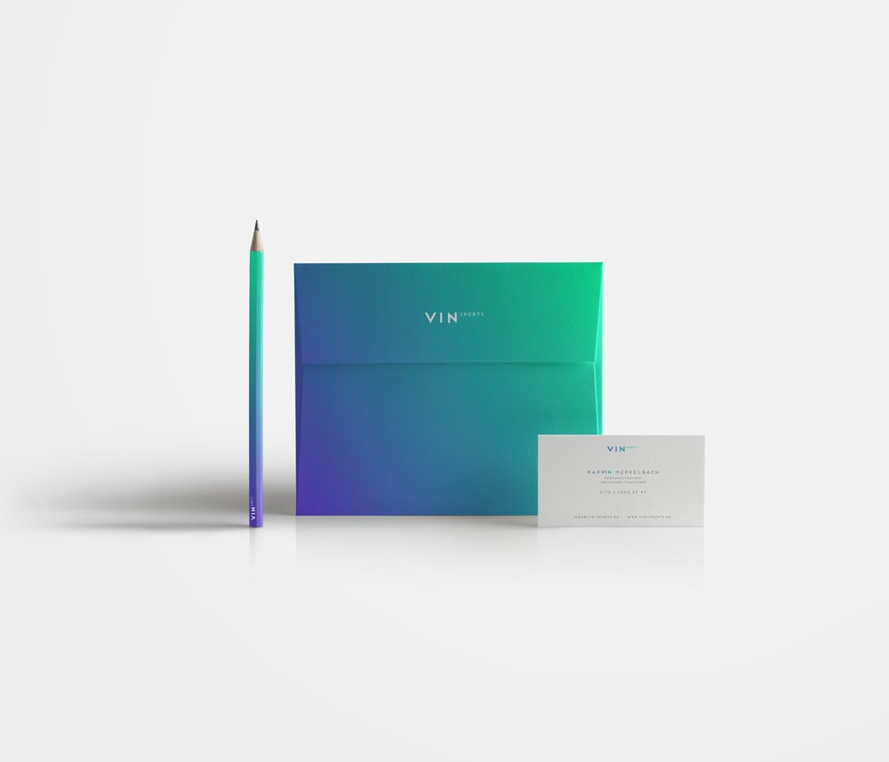 Envelope-Businesscard-Brand-Mockup vin