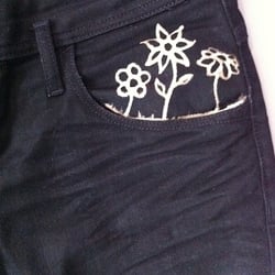 Tattoo auf Jeans