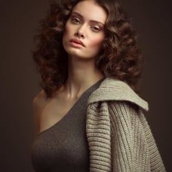 Carina Musitowski – Make-up Artistin / Stylistin