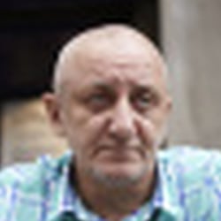 Portrait in Quer