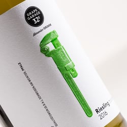 Grape Garage 32a – Wein Packaging Design & Branding von Yummy Stories