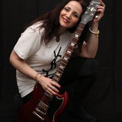 Gitaristin