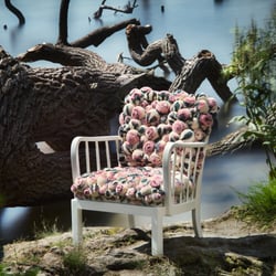 pompomchair white