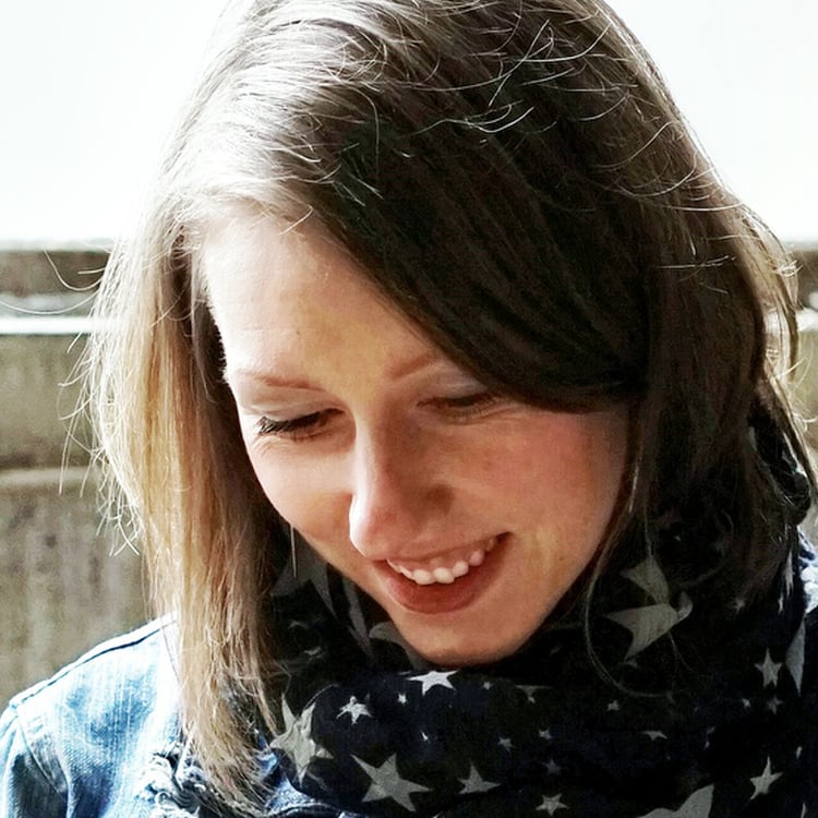 Janine Burg