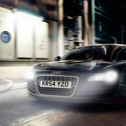 Transportation/Autofotografie  –  Audi R8  –  Fahraufnahme Nacht