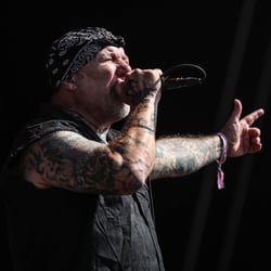 2023−08−18 06 Agnostic Front-11
