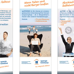 Messeaufsteller mit den Kernaussagen und Schlüsselmotiven zur Firma und den wichtigsten Softwareprodukten