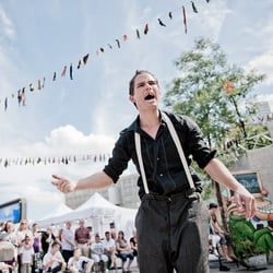 BERLIN LACHT 2011