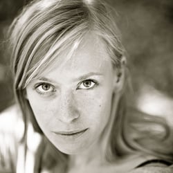 20110525- ISA6057