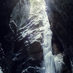 :: cold abyss