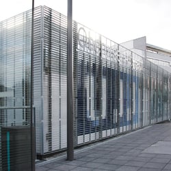 Einhausung, Technikgebäude