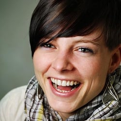 Gesichtsretusche, Farbanpassung