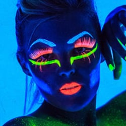 UV-Make up
