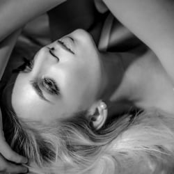 Model: Beatrice / Birdcage Models