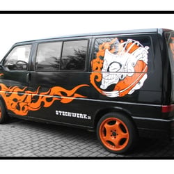 Fahrzeugbeklebung