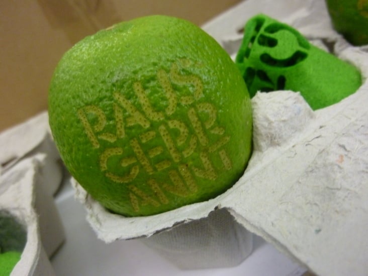 Lasergravur auf Limette