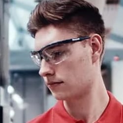 Rosenberger Oberflächenbeschichter – Recruitingfilm · Recruitingfilm von Spreadfilms