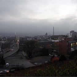 die Stadt im Morgendunst