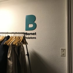 Bernet Relations AG, Innenraumbeschriftung