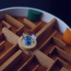 Holzlabyrinth Spielbrett