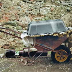LOADING – 35mm ANALOG SHOT