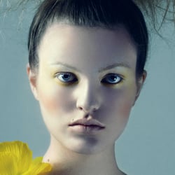 Photo: Anne Brawanski, Model: Gesine Müller, Make-up & Hair: Jenny Wieland