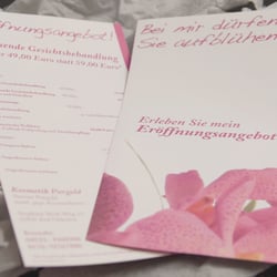 Flyer für eine Kosmetikpraxis