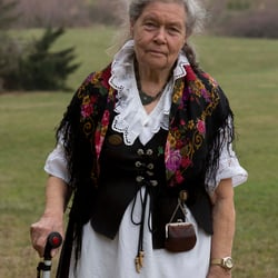 Harzer Tracht einer Altenbrakerin