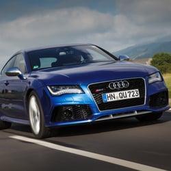 AUDI RS7, 560 PS. Client: AUDI, AUDI Middle East. Driver: James Gent, www.crankandpiston.com.