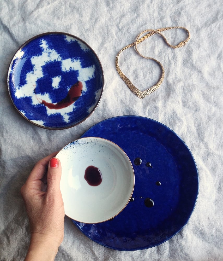 Styling und Fotografie: Keramik Teller und Schmuck