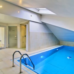 Pool II a